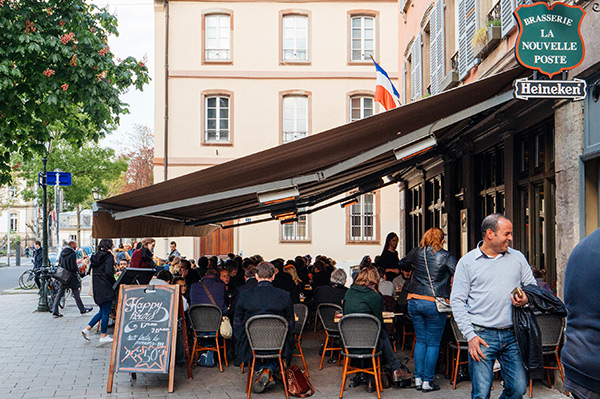 outdoor bar